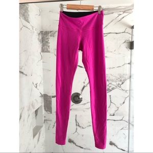 Lululemon Black Pink Wunder Under leggings Size 4